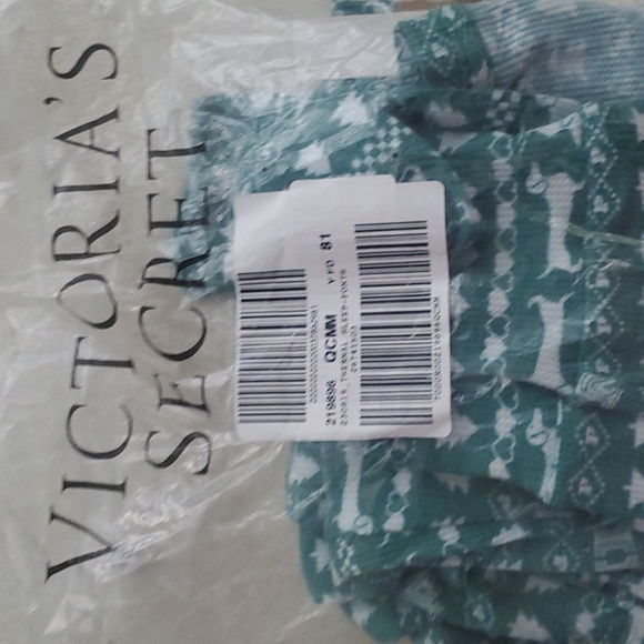 PINK Victoria's secret thermal sleep onesie - Picture 8 of 8